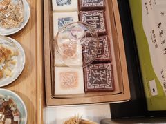 -阮大兴糕团(滨江宝龙店)