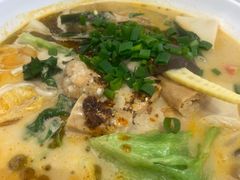 -菲哥麻辣烫(贵山小区店)