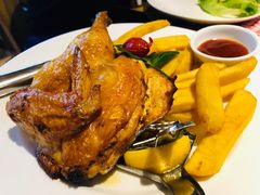 半只慕尼黑啤酒节烤鸡-Paulaner·德国帕拉娜自酿啤酒餐厅(海上世界店)