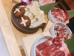 牛气冲天-韩宫宴烤肉·料理(大宁国际店)