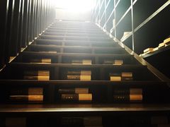 楼梯的书籍-钟书阁(松江泰晤士小镇店)