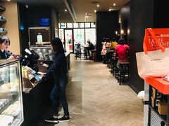 -星巴克臻选(南京金茂览秀城店)