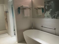 -郑州建业艾美酒店