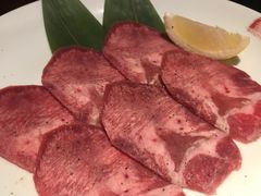 -山川小町·极番烧肉(新地假日广场店)