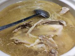 -房县土本味土鸡汤特色餐厅(沌口店)