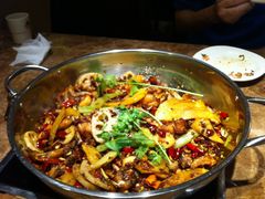 干锅牛蛙-蛙蛙叫干锅年代(簋街总店)