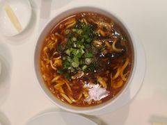 元盅酸辣汤-鼎泰丰(渔阳店)