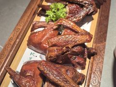 -新天明砂锅鱼头煲