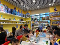 -Block Park 租乐高(D32店)