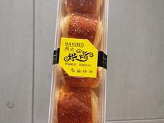 -顶东面包花园·生日蛋糕(世博店)