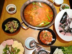 苗家酸汤锅-新凯里酸汤鱼(飞山街店)