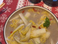 -刘姐啤酒鱼民族演艺餐厅(西街总店)