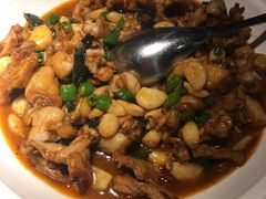 干锅紫苏牛蛙-凤凰湘语·湘粤鲜融(浦东旗舰店)