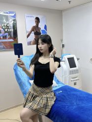 -维秘形体医美 M·VVON医生集团