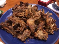 椒盐鸭架-君悦酒店·1881·北京烤鸭