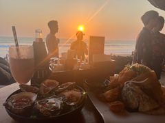 -FINNS Beach Club
