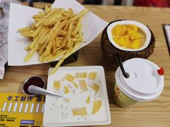 -五月甜品(中山公园店)