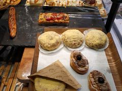 -巴黎贝甜(大宁国际商业广场店)