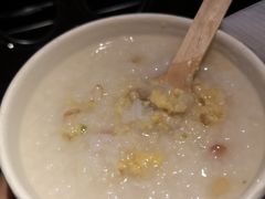 -麦当劳(杨林得来速店)