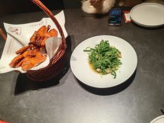-鸽子侯·家宴·平价海鲜(市图书馆店)