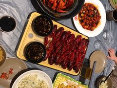 -肥肥虾庄·金牌油焖大虾(杨园滨江时代walk店)