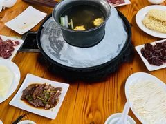 -五指山生态小黄牛(皮皮虾海鲜广场店)