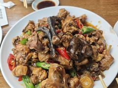 -东北四季饺子王(华山路店)