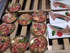 -山焱·炭火自助烤肉(周浦万达店)