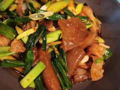 灯盏回锅肉-晶泽丽琅·鱼鲜川菜(川师店)