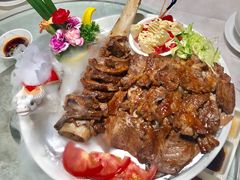 炭烧雪花牛肋骨-山泉公馆酒家(广州东站店)