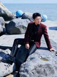 -变画·发型STUDIO