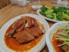 -裕记烧腊连锁餐饮(国商分店)