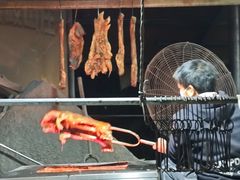 -大石鼓山庄·珠海第一烧猪