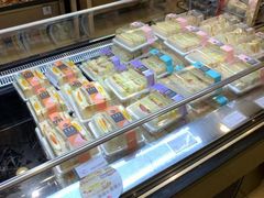 面包甜点陈列柜-85度C(上海兰溪二店)