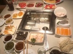 -海底捞火锅鲜切牛肉主题店(长寿路店)