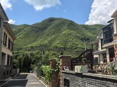 -安吉龙王山峡谷漂流