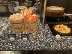-上海虹桥祥源希尔顿酒店