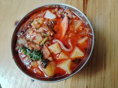 -小芳砂锅凉粉(总店)