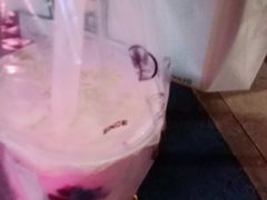 草莓芦荟酸奶-沪上阿姨·精选茶饮(烟台万达广场店)