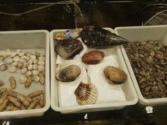 -虾弄弄海派小龙虾·牛羊蝎子火锅