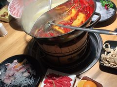 -捞围鲜·港式打边炉(海阳路店)