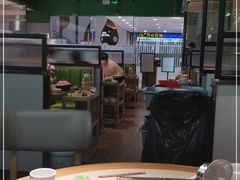 大堂-煲大王猪肚鸡·椰子鸡火锅(红谷滩万达店)