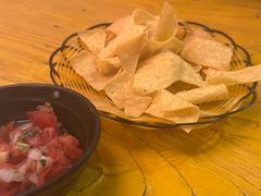 餐前玉米片-Pistolera Mexican Cantina女枪手墨西哥餐厅(碧云路店)