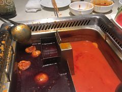 -海底捞火锅鲜切牛肉主题店(长寿路店)