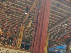 -老牌坊云南鱼豆花火锅(爱建店)