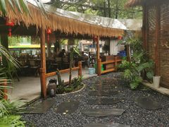 -二厨·吊桥小院·脆皮烧鸡公·本地农家菜(沿江西路店)