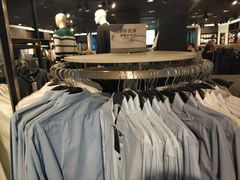 -H&M(鹏欣水游城店)