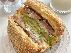 酱烧鸡腿可颂-85度C(深圳佳宁娜店)