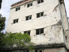 -四川汶川特大地震漩口中学遗址