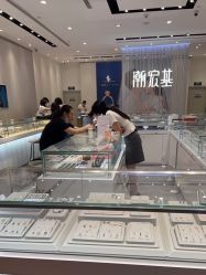 -潮宏基(万象城店)